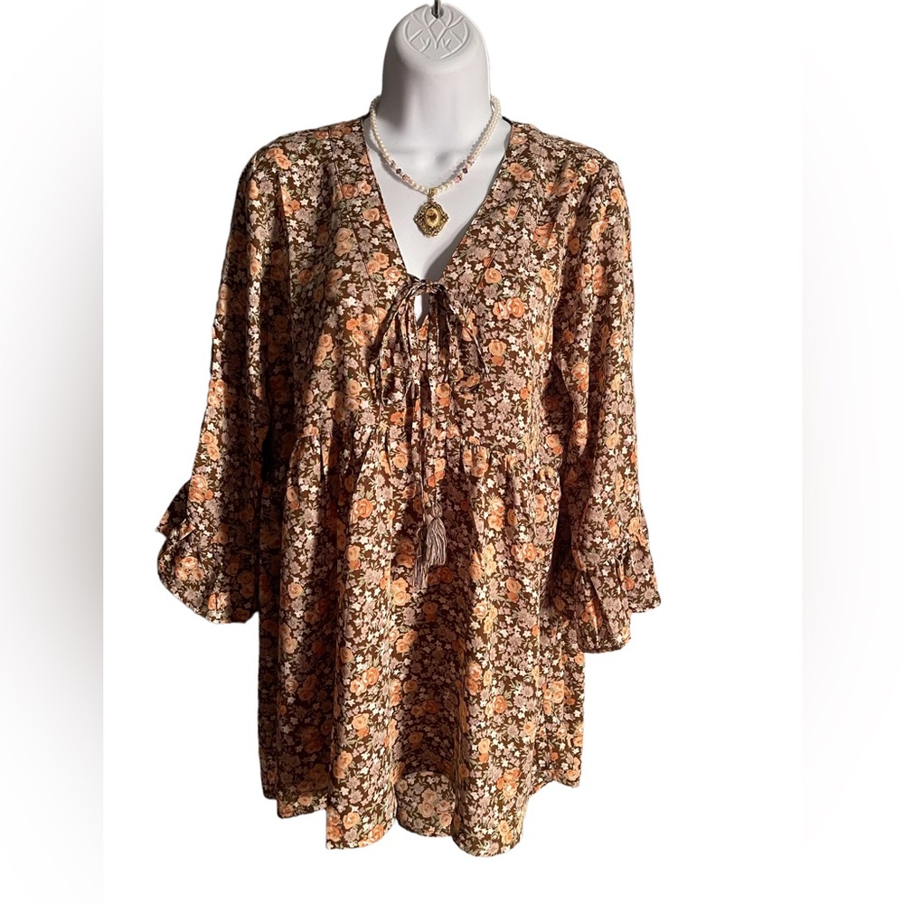 NWT.  BLOUSE by Sacred Threads.  Onesize.   CL/GR01.  222265/2
